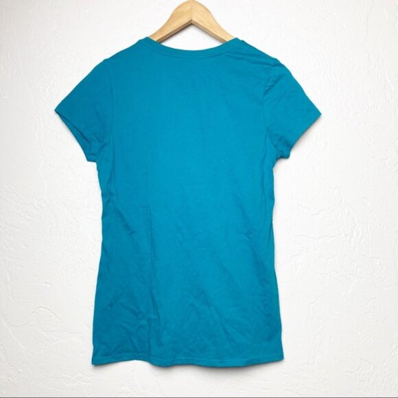 Patagonia organic cotton Vneck tee size small - Picture 5 of 6
